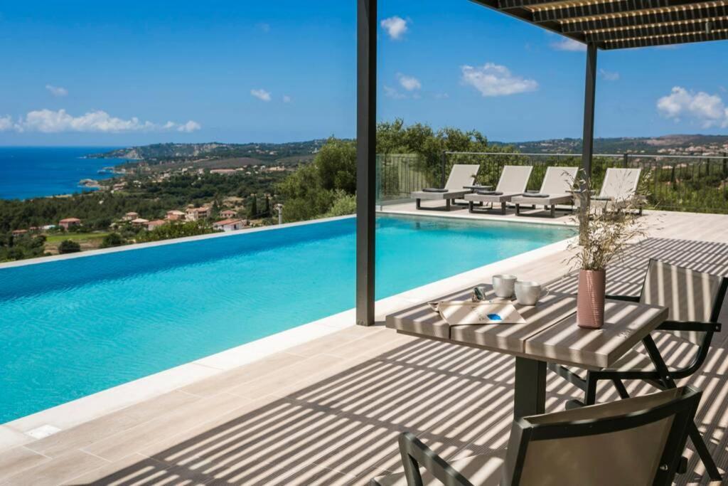 Color Villas-New Villa Green At Trapezaki With Private Pool Mousata Luaran gambar